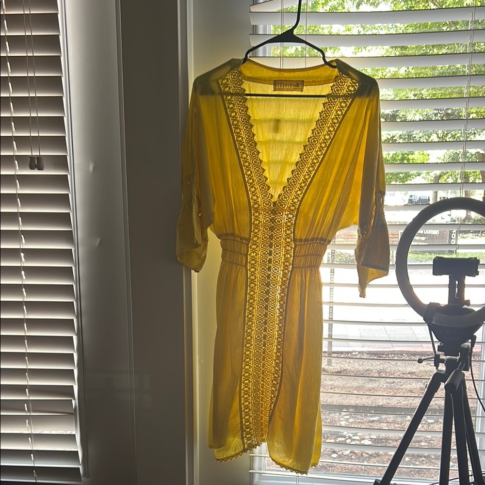 SeaSide Yellow Eyelet Dress – Size M